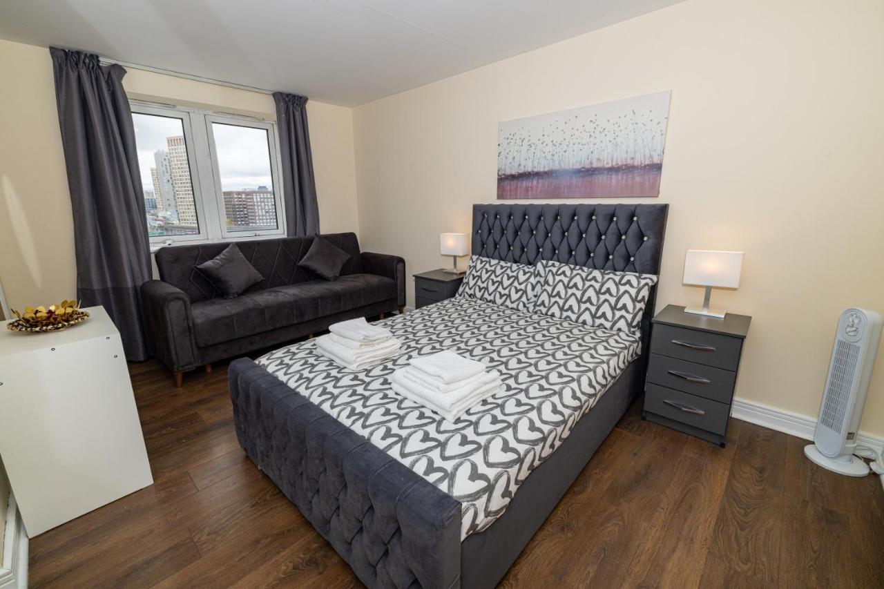 Two Bed Apartment Near Canary Wharf ลอนดอน ภายนอก รูปภาพ