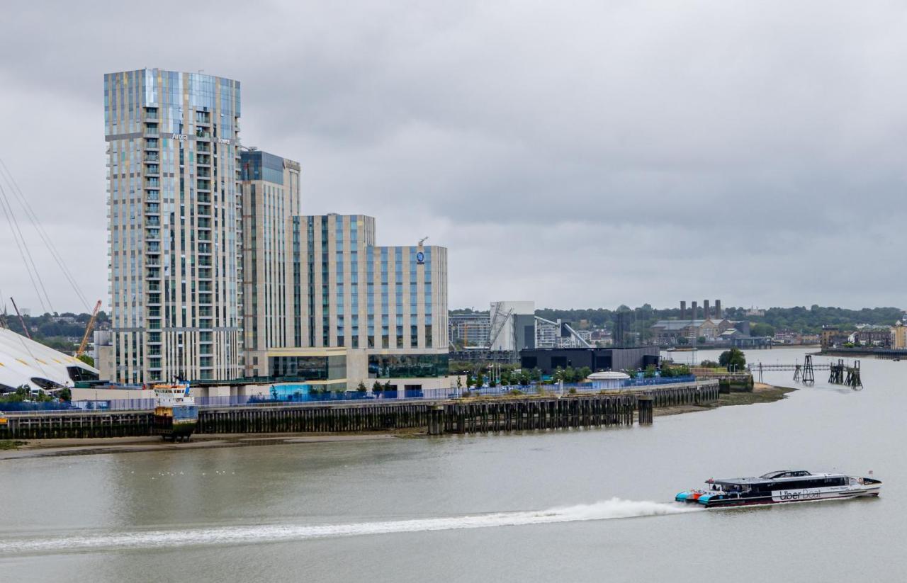 Two Bed Apartment Near Canary Wharf ลอนดอน ภายนอก รูปภาพ